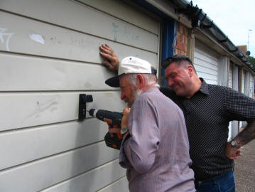 Nach ca. einer Stunde bei mindestens 28° im (nicht vorhandenen